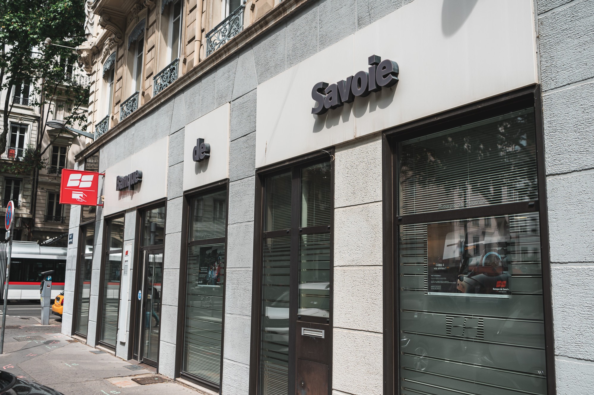 Banque de Savoie - Lyon Edgar Quinet - 1