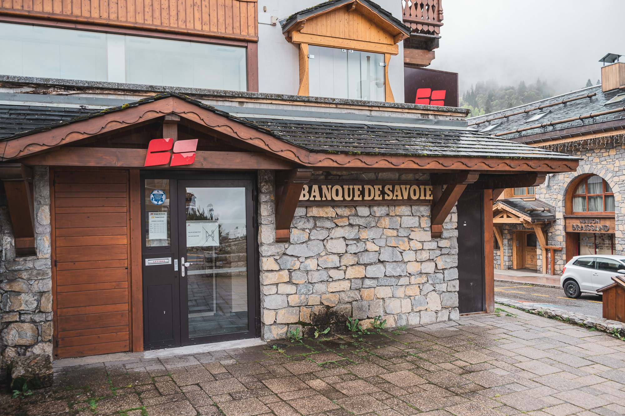 Banque de Savoie - Meribel - 1