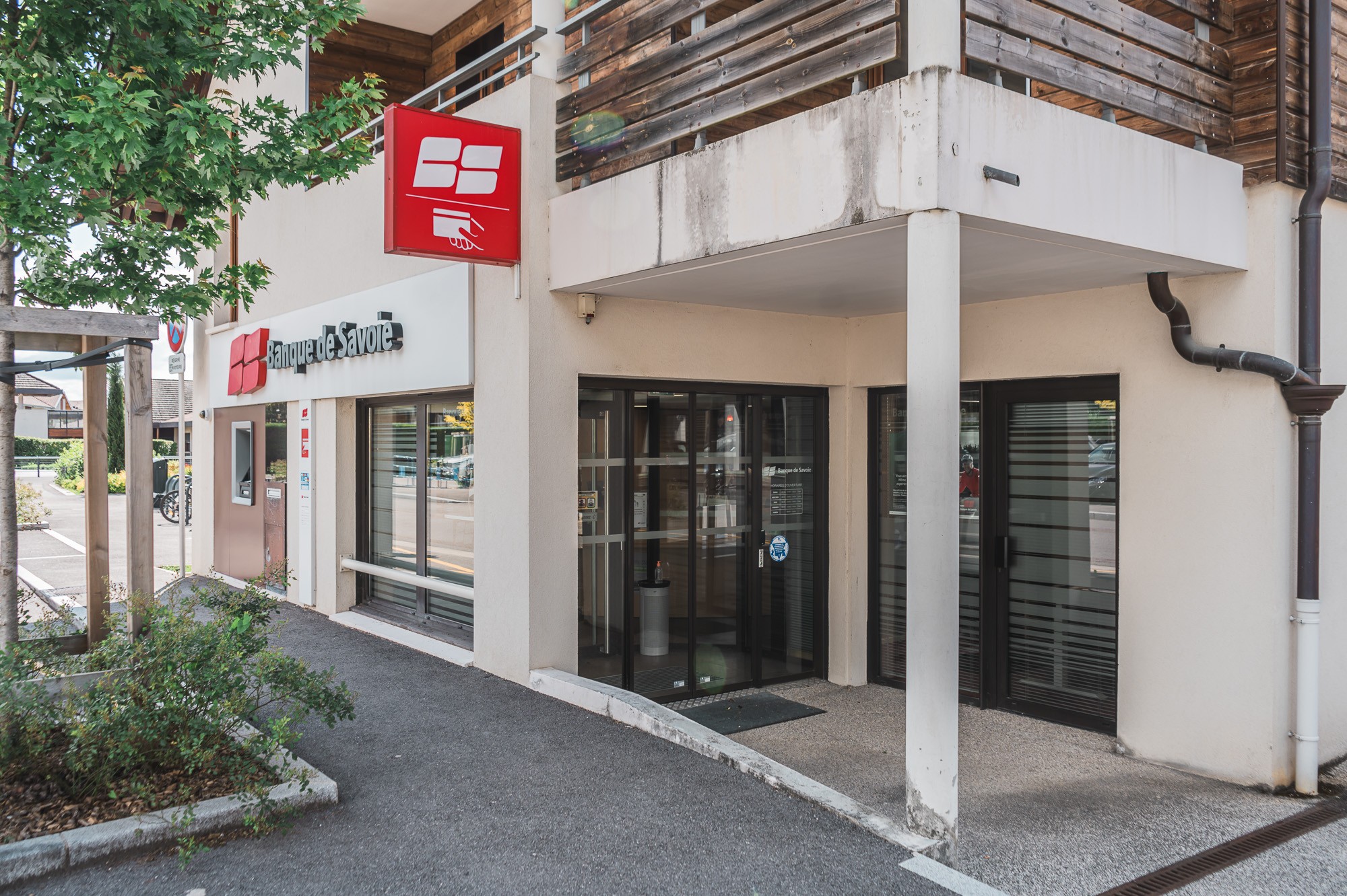 Banque de Savoie - Metz Tessy - 1