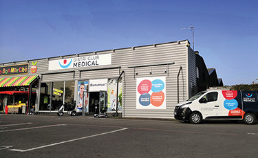 DISTRI CLUB MEDICAL Bréal-sous-Montfort - 1