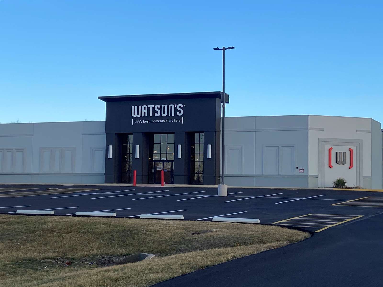 O.W. Lee Outdoor Furniture Store O'Fallon - 1