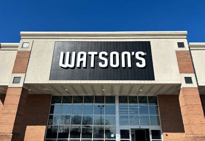 O.W. Lee Outdoor Furniture Store NOVI - 1
